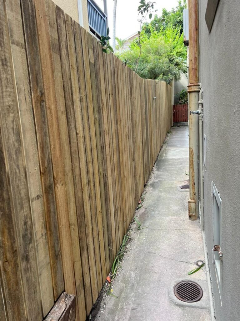 fence contractor near me 