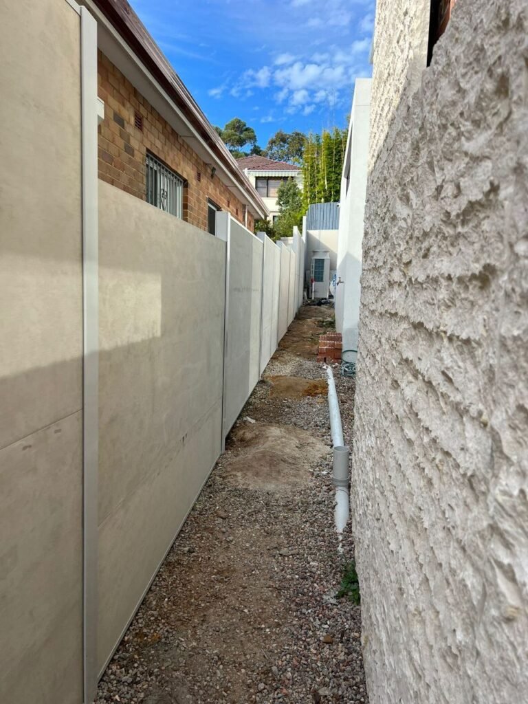 Slimwalls fencing 