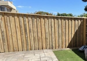 Lapped and capped fence installation in North Sydney