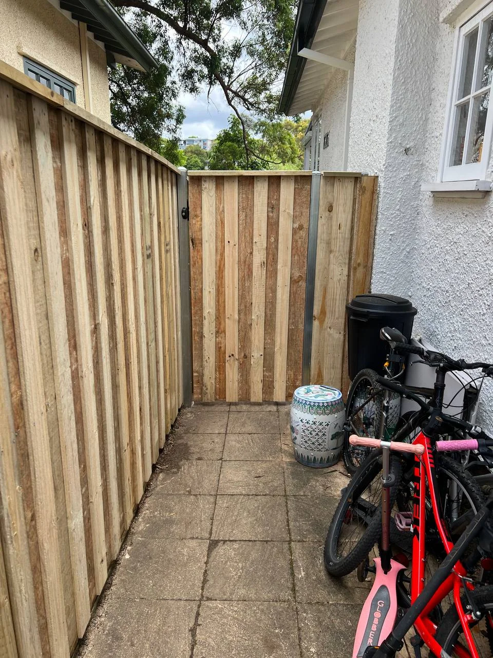 Fence company north shore, timber fence company near me in Sydney