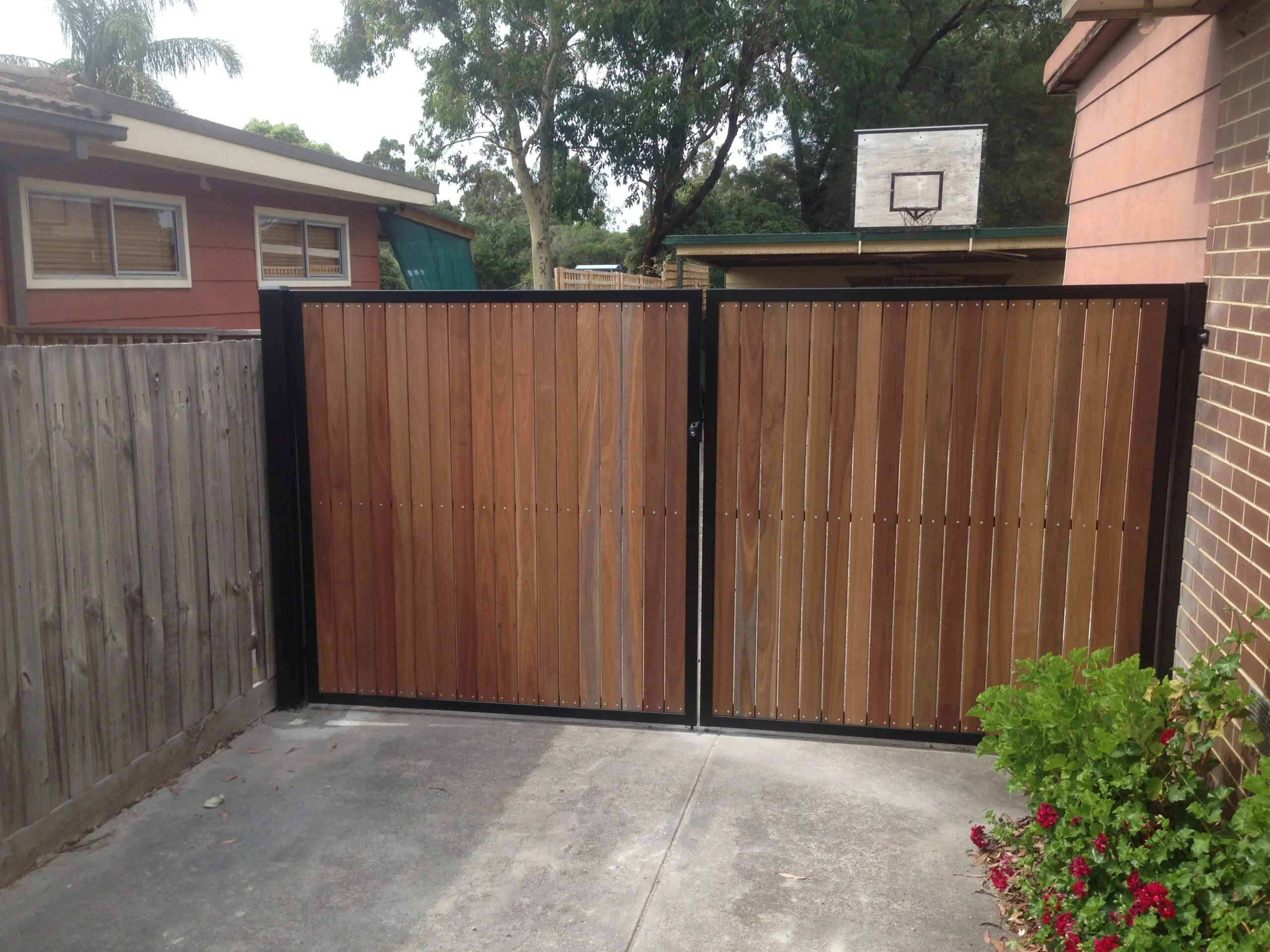 timber gate installation sydney